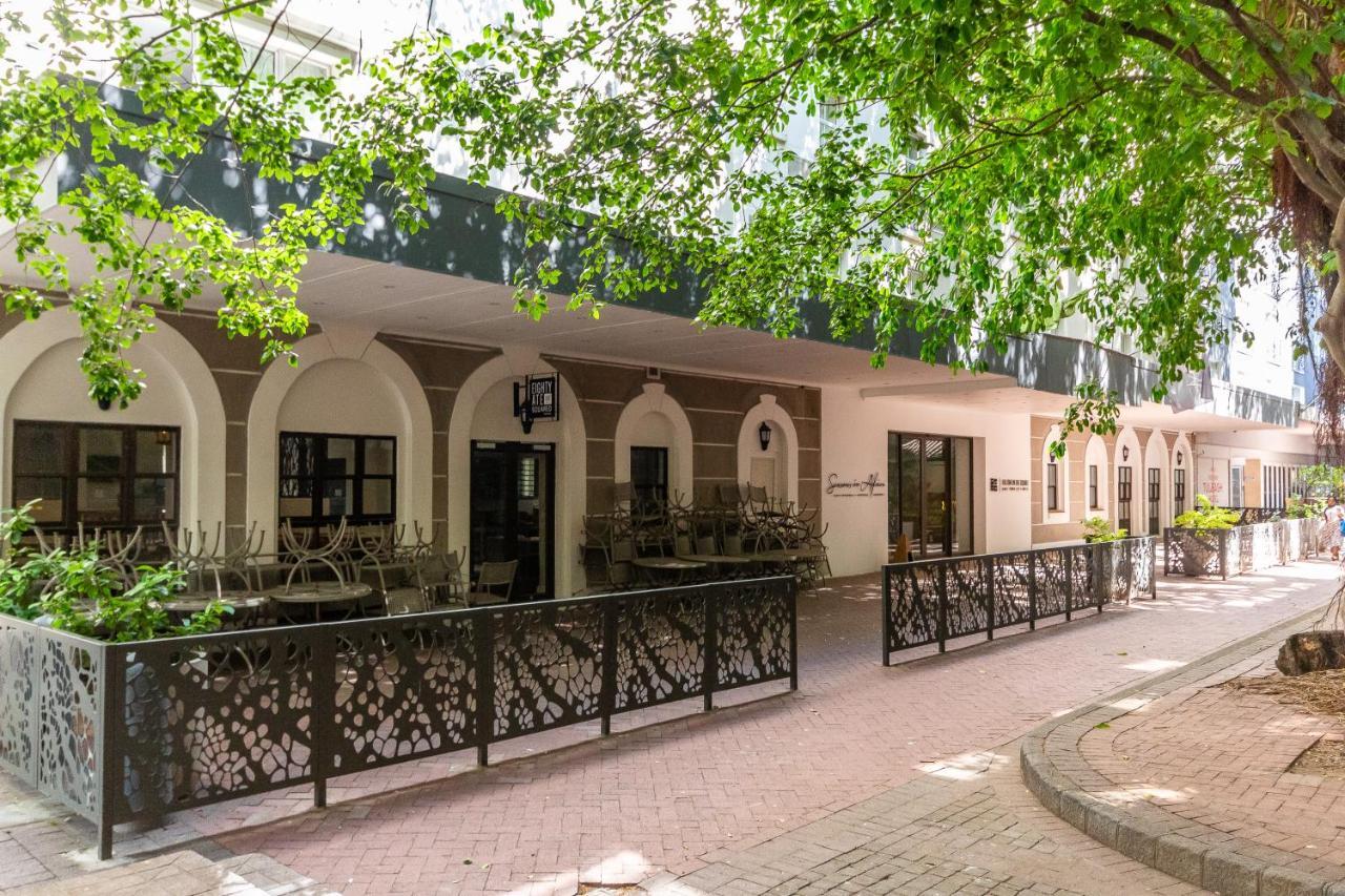Trendy Apartment In Thibault Square City Centre Cape Town Dış mekan fotoğraf