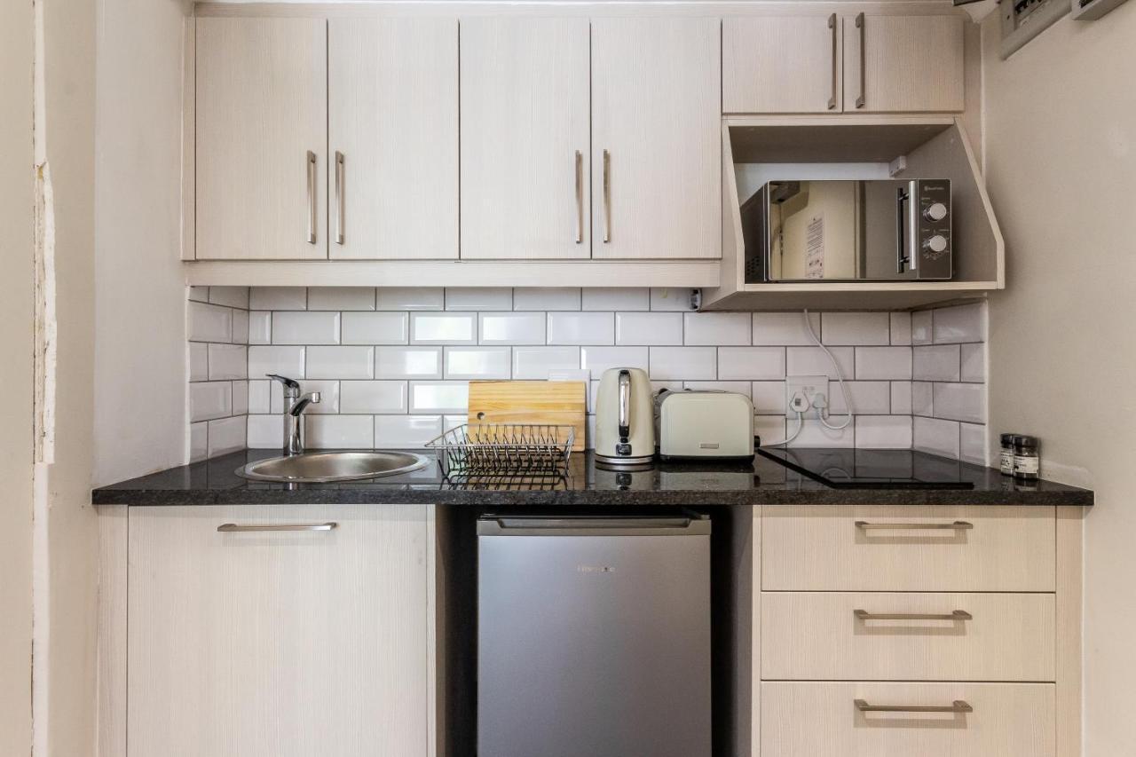 Trendy Apartment In Thibault Square City Centre Cape Town Dış mekan fotoğraf